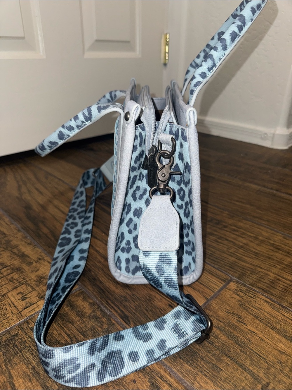 Wrangler Light Blue Leopard-Print Purse - Picture 2 of 5